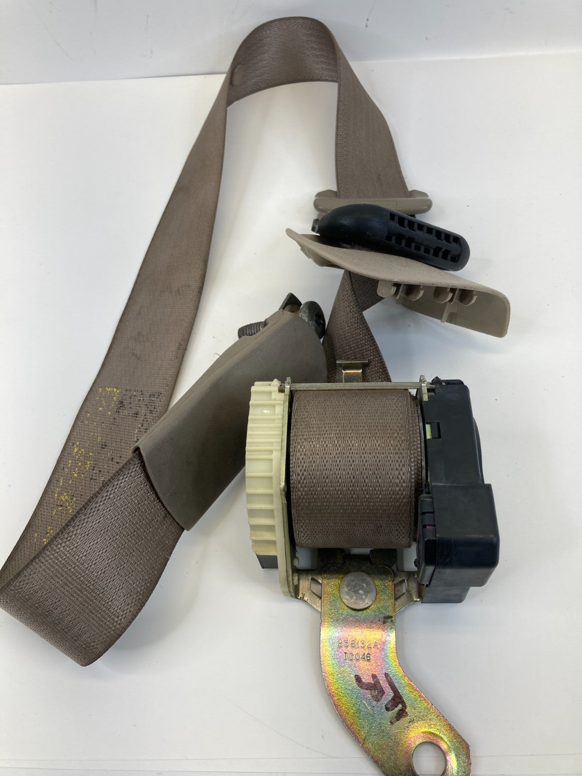 2000-2005 Chevy Monte Carlo Front Right Passenger Side Seat Belt Retractor OEM