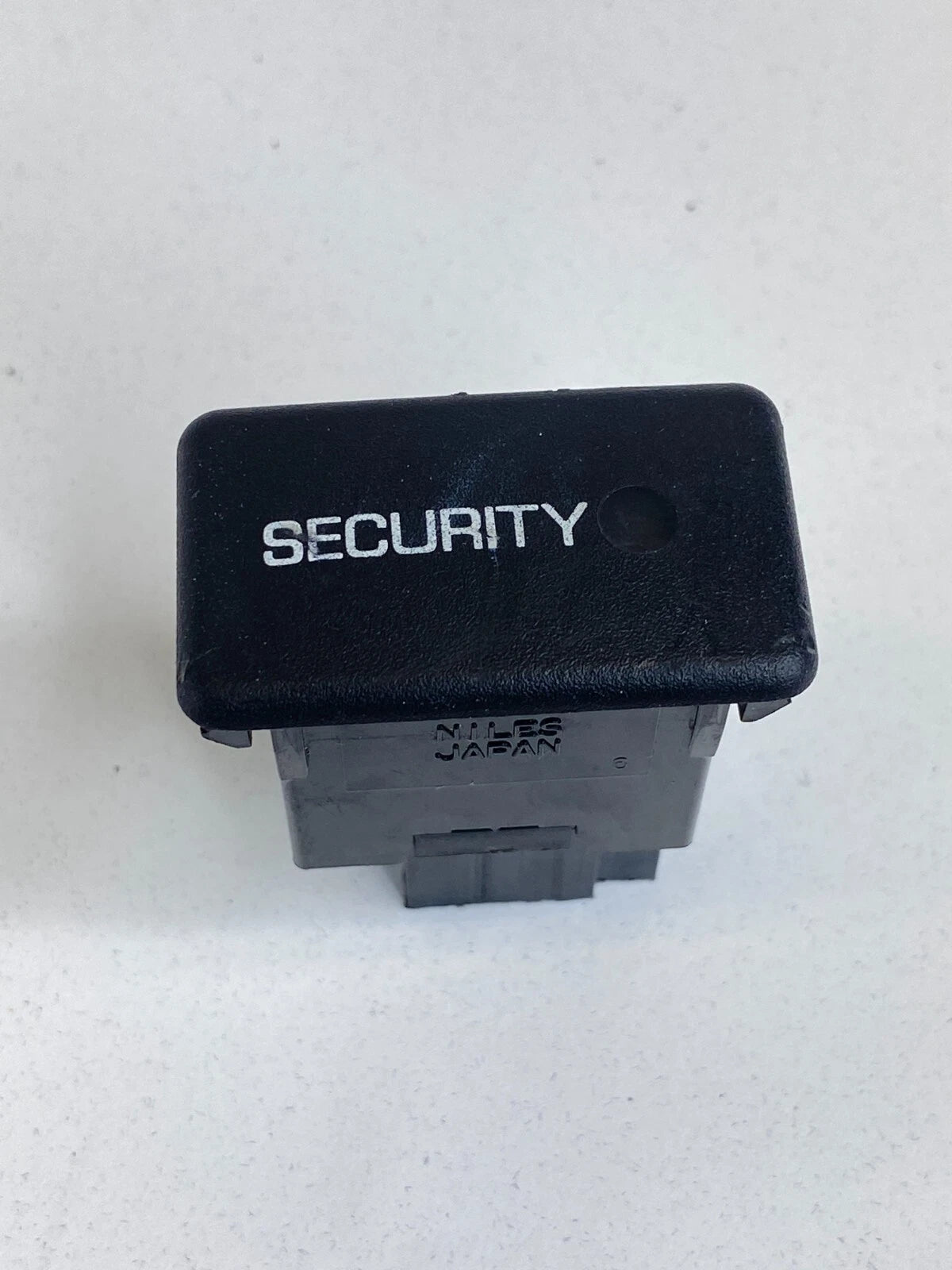 1998-2000 NISSAN ALTIMA SECURITY THEFT SWITCH BUTTON CONTROL ELECTRIC UNIT OEM