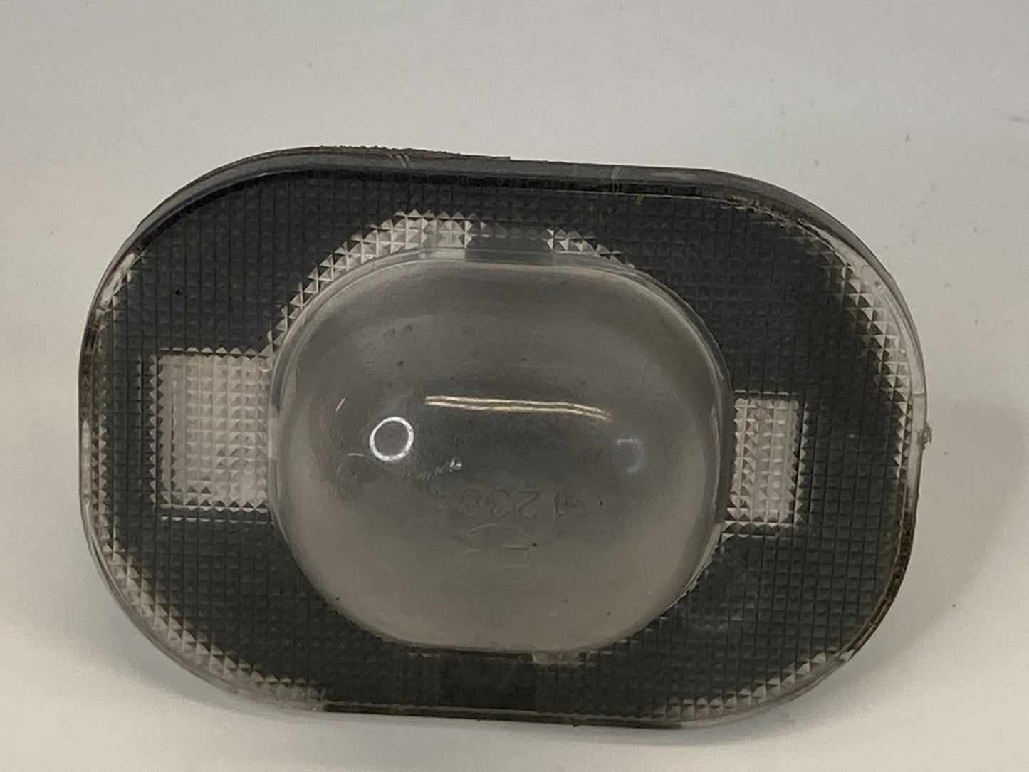 2012-2017 Hyundai Accent Rear Trunk Lid Left Or Right License Plate Light Lamp