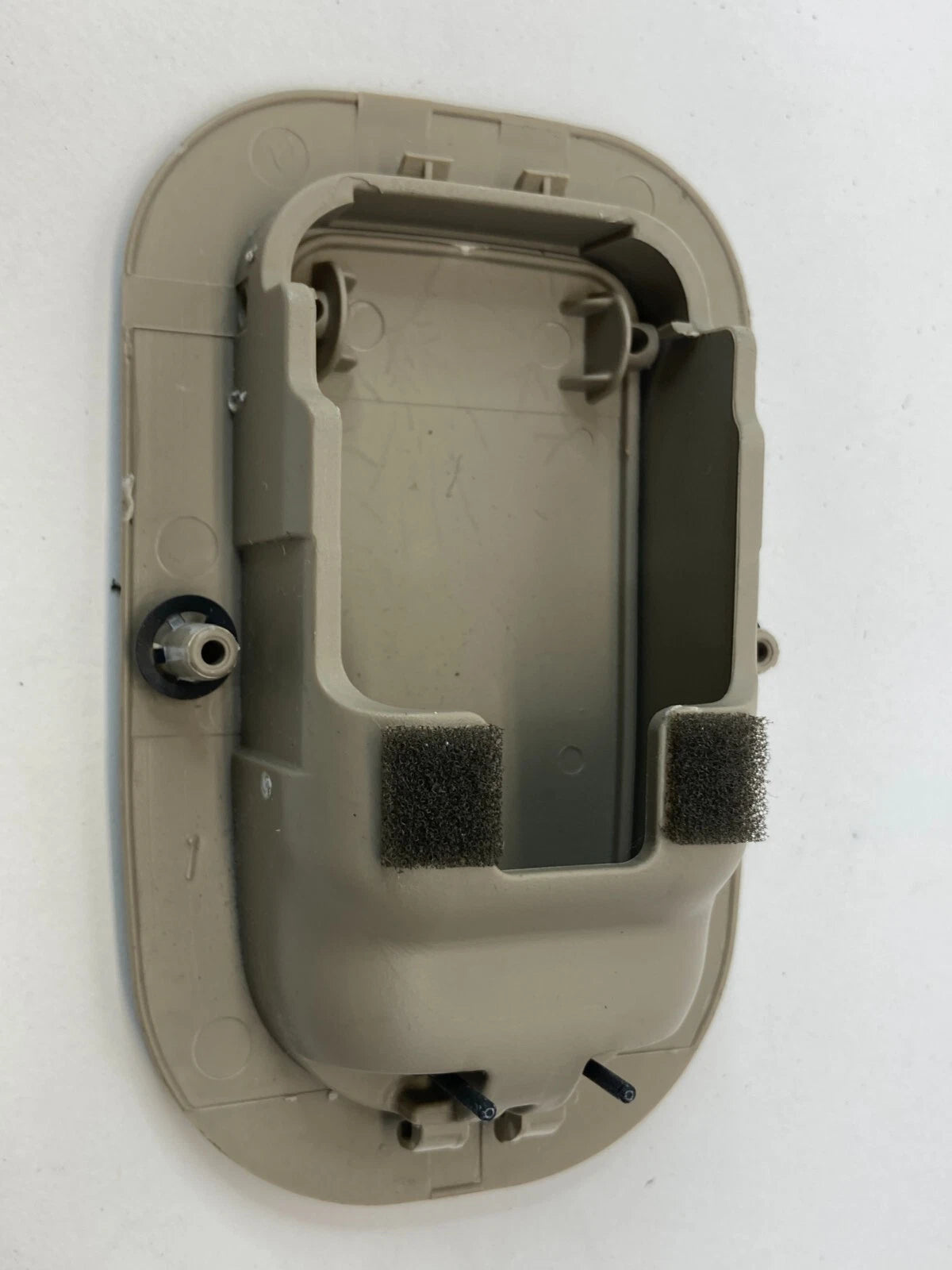 2007-2010 HYUNDAI ELANTRA SEDAN REAR BODY ANCHOR CHILD COVER BEZEL TRIM ASSY OEM