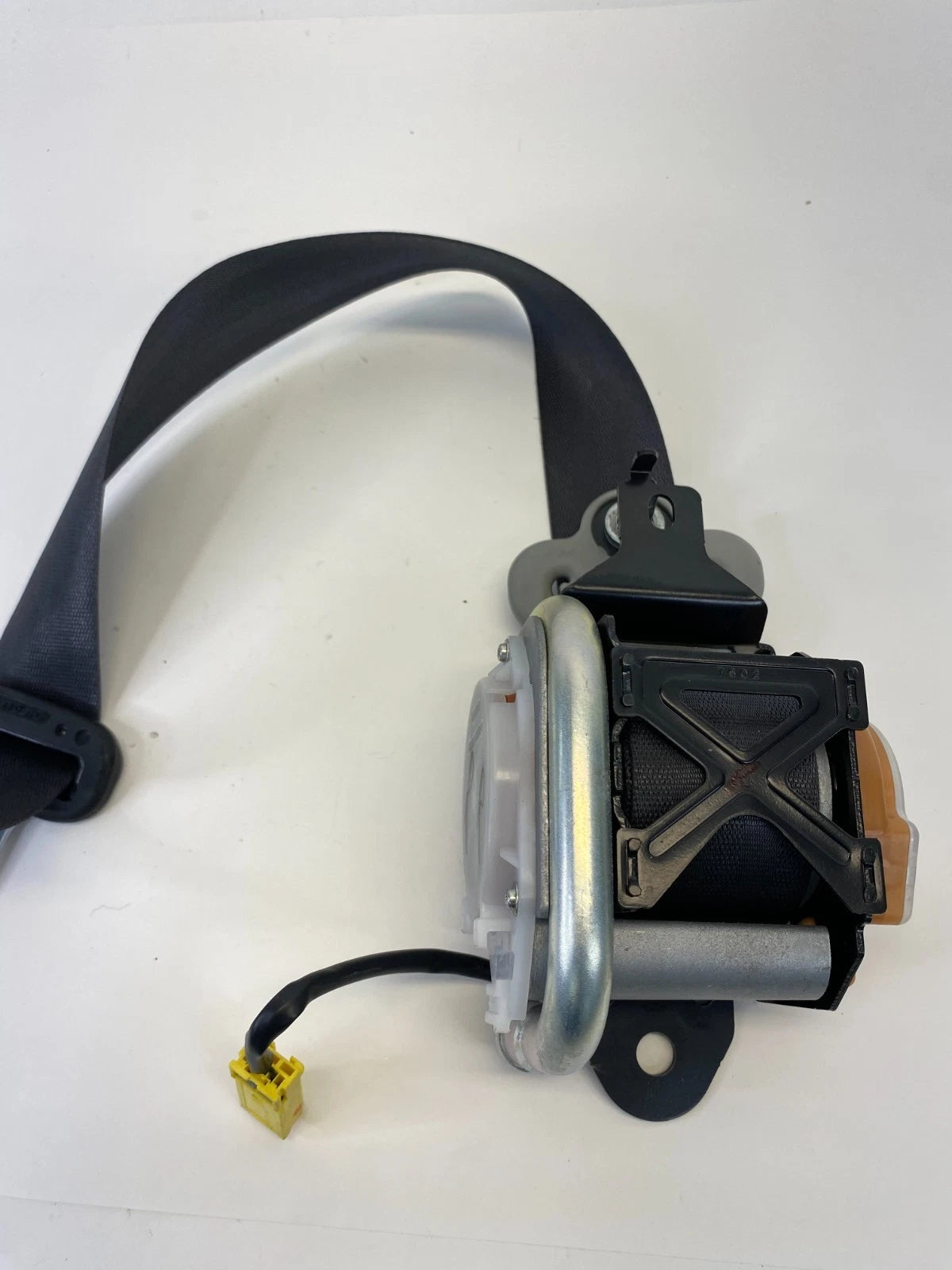 2007 2008 HONDA FIT RIGHT SEAT BELT LAP SHOULDER RETRACTOR W PRETENSIONER OEM