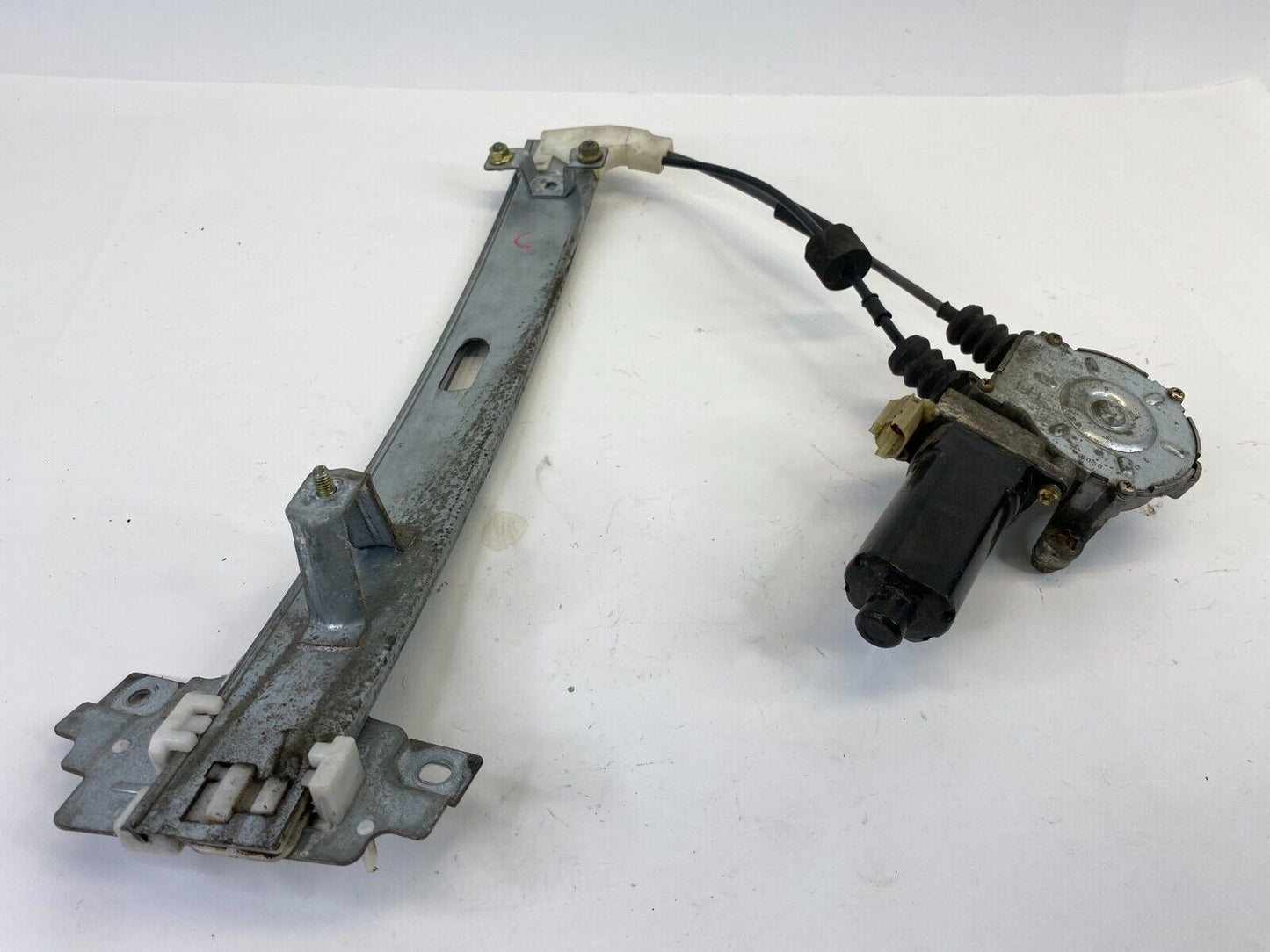 1998 1999 2000 Hyundai Elantra Sedan Rear Left Back Side Power Door Window Motor