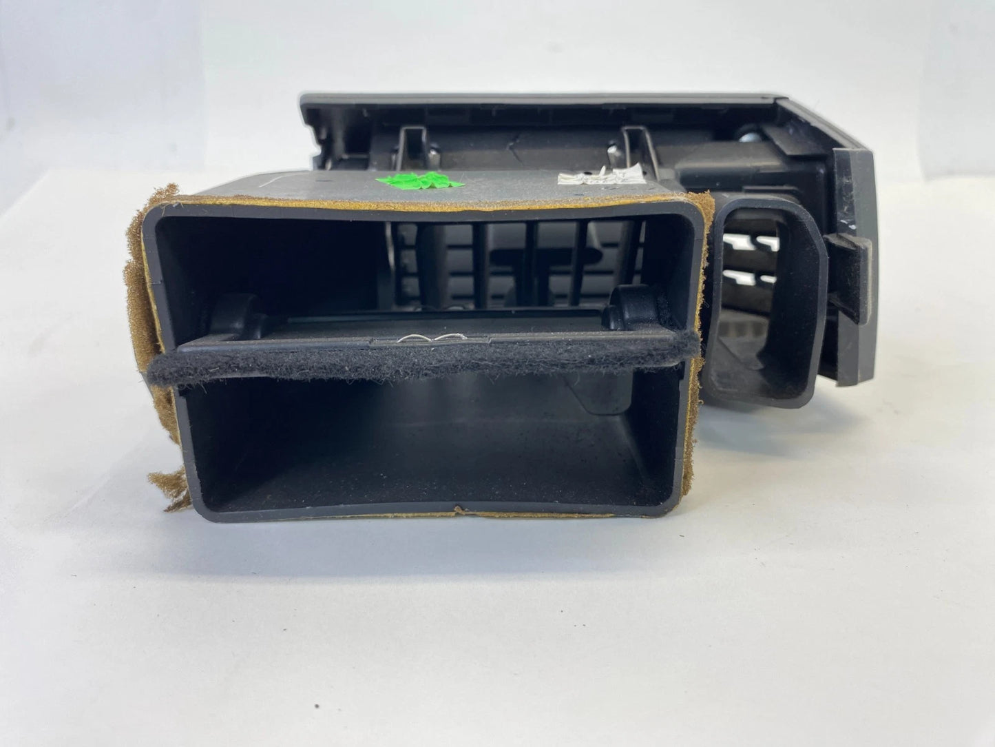 05-10 HONDA ODYSSEY DASH LEFT SIDE AC AIR VENT GRILLE DUCT 77620-SHJ-A0-21 OEM