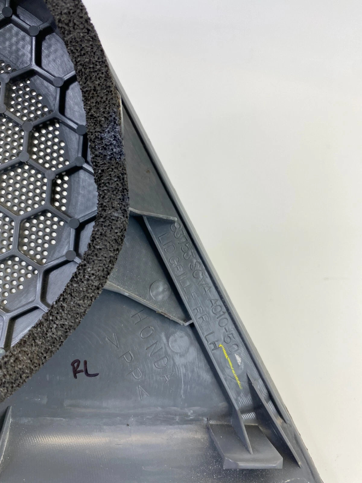 2003-2010 HONDA ELEMENT REAR LEFT DOOR SPEAKER COVER GRILLE TRIM 83753SCVAA01050