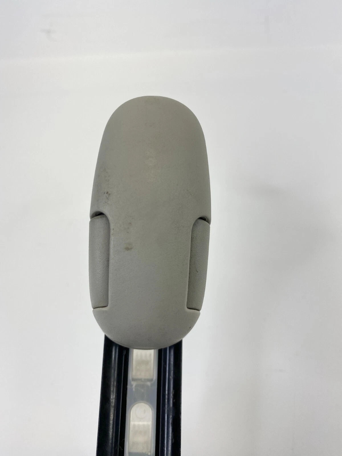 2009 2010 VW VOLKSWAGEN ROUTAN REAR LEFT SEAT BELT HEIGHT ADJUSTER 1DW77E83AA