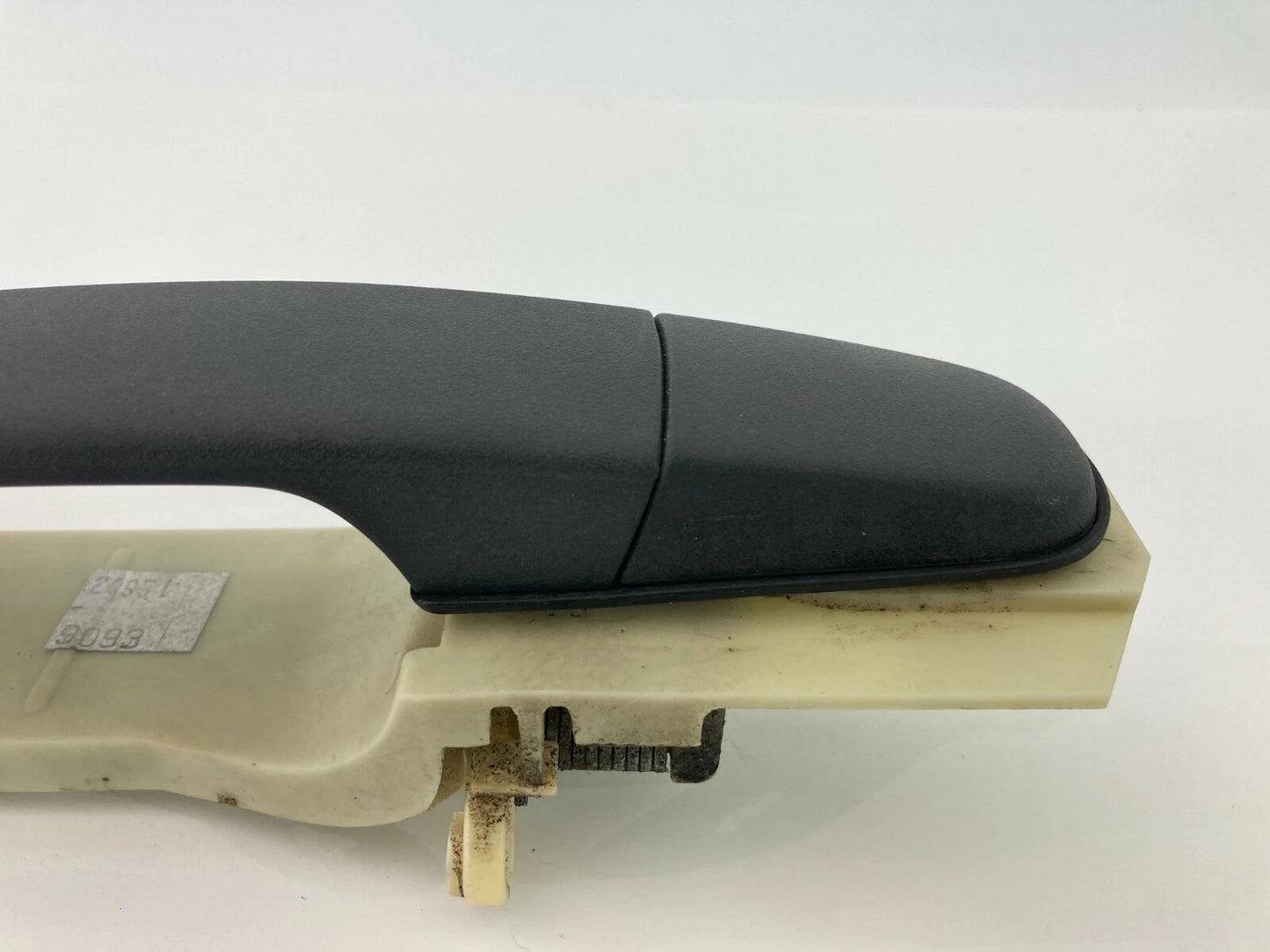 2005-2009 CHEVROLET CHEVY FRONT RIGHT PASSENGER EXTERIOR DOOR HANDLE BLACK MODEL