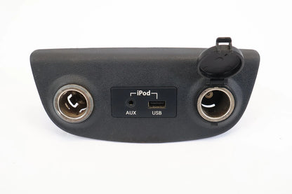 2006-2011 HYUNDAI ACCENT JACK AUX IPOD USB PORT CONNECTOR BEZEL OEM