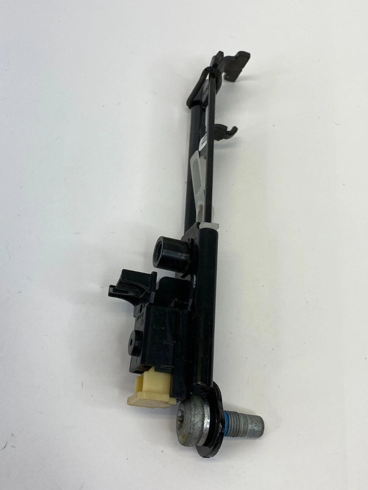 2007-2010 DODGE NITRO FRONT RIGHT SIDE SEAT BELT HEIGHT ADJUSTER 52029356AC OEM
