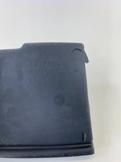 2002-2007 SATURN VUE FRONT DASH LOWER STORAGE COMPARTMENT RUBBER MAT 22675342