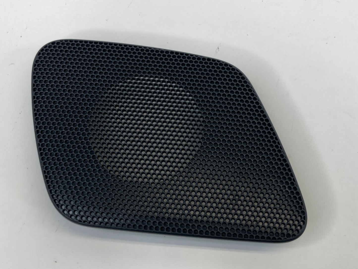 09-16 Audi A4 Quattro Rear Right Door Panel Speaker Cover Grille 8K0035410 OEM