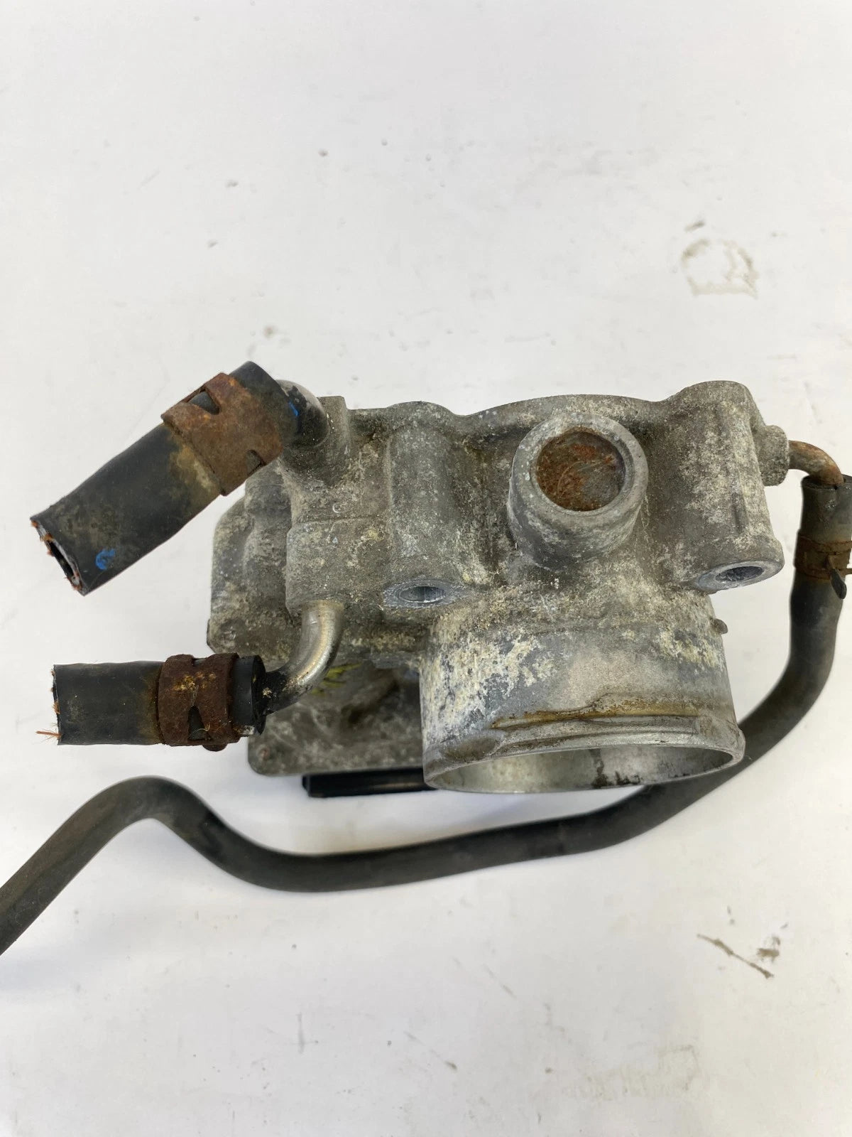 2007-2011 TOYOTA CAMRY HYBRID 2.4L THROTTLE BODY VALVE ASSEMBLY OEM 22030-0H031