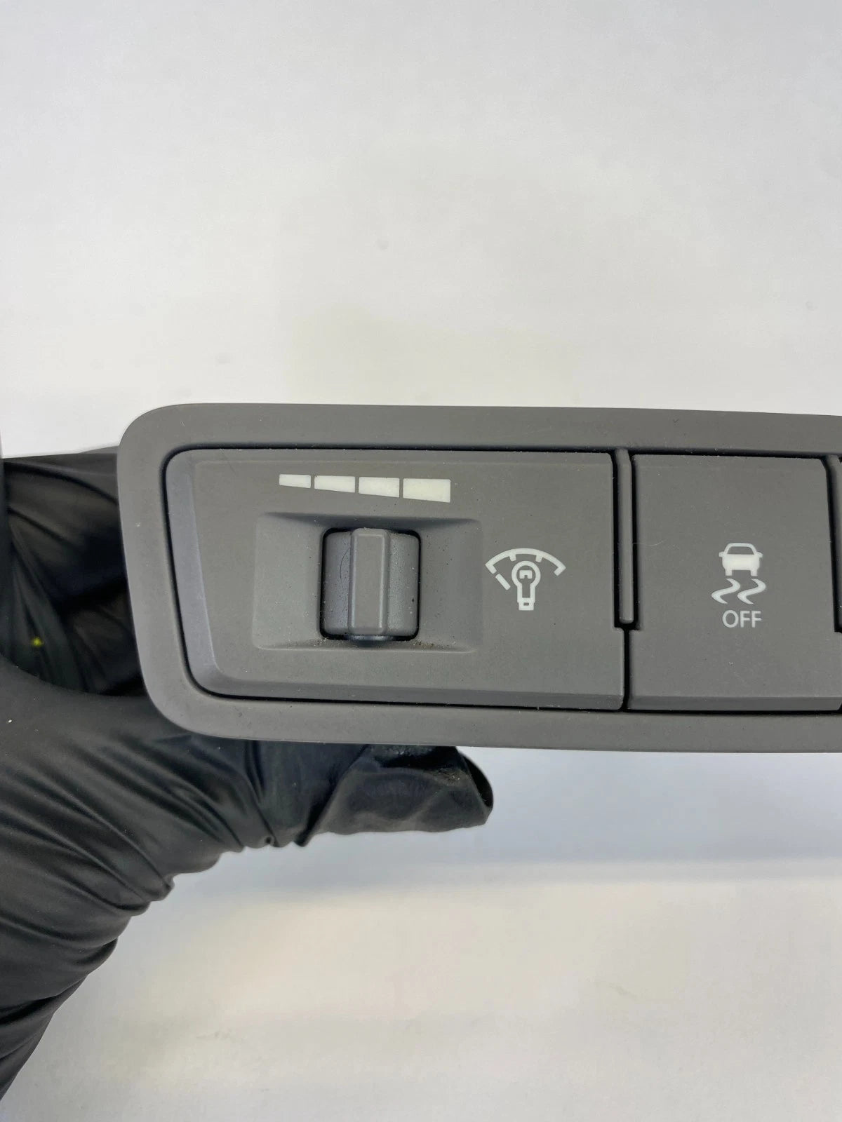 2011-2014 HYUNDAI SONATA DASH PANEL DIMMER LIGHT TRACTION OFF CONTROL SWITCH OEM