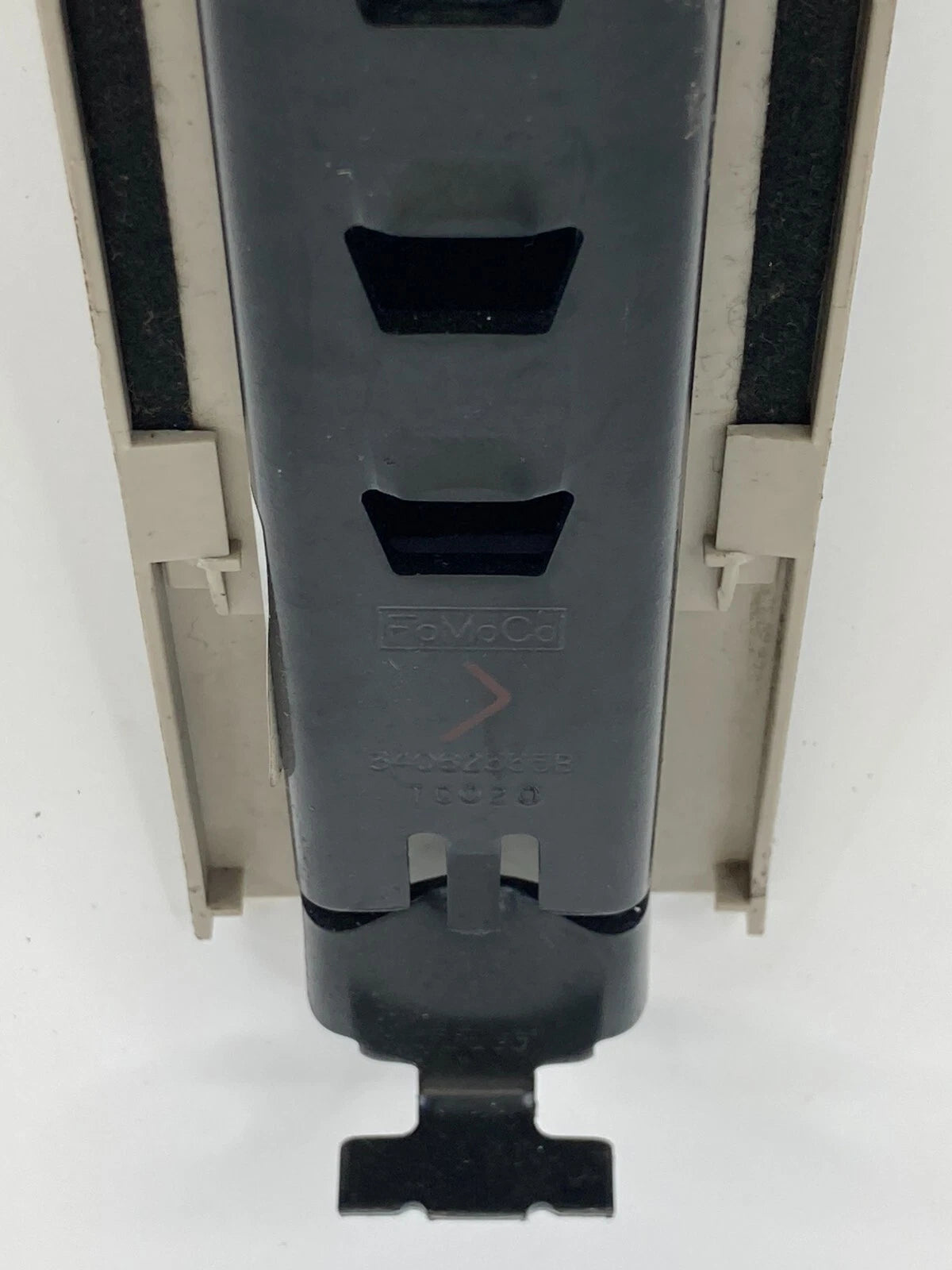 2014-2019 FORD FIESTA FRONT LEFT SEAT BELT HEIGHT ADJUSTER ASSEMBLY 34062335B