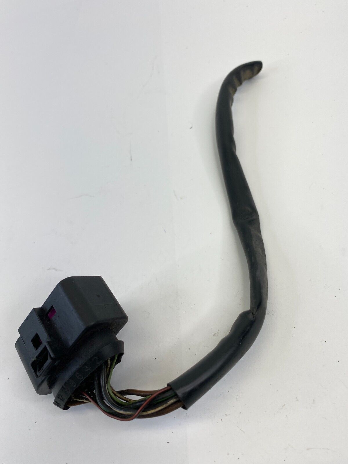 2005-2011 Audi A6 Quattro Left Headlight Wire Harness Connector 1J0-973-737 OEM