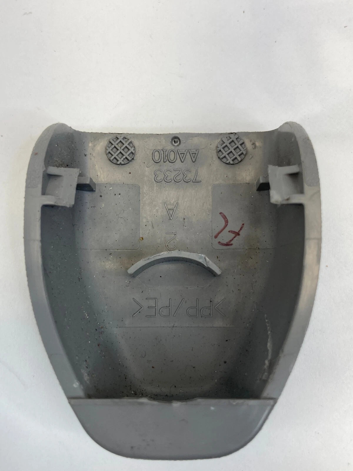 2007-2011 TOYOTA CAMRY DOUBLE CAB SEAT BELT RETRACTOR COVER 73233-AA010 OEM