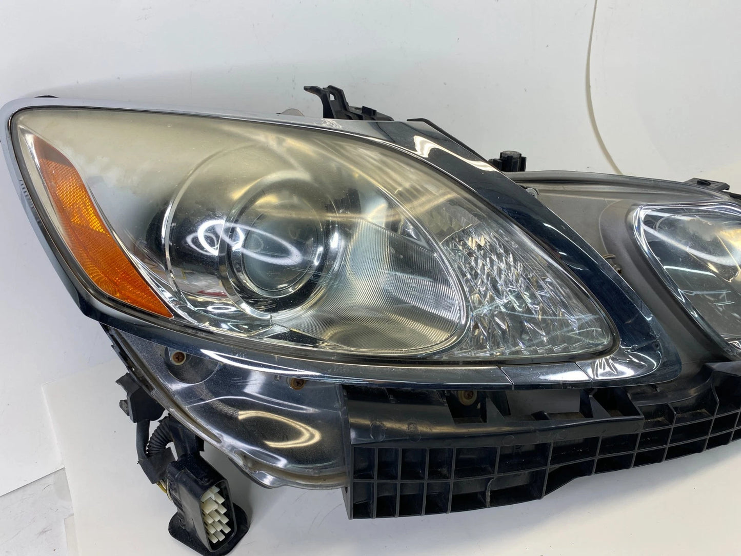 2007-2011 LEXUS GS350 FRONT RIGHT PASSENGER HEADLIGHT HEADLAMP HID XENON OEM