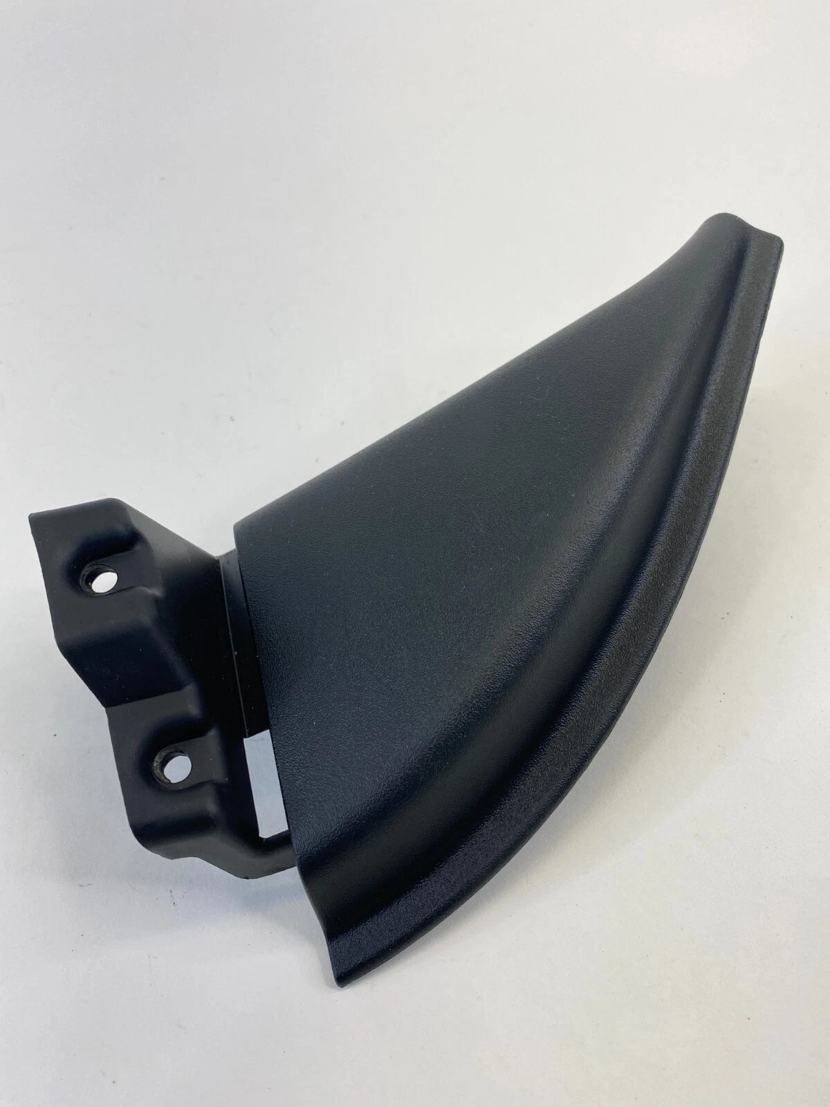 2009-2012 CHEVROLET TRAVERSE FRONT LEFT INNER MIRROR CORNER COVER TRIM PANEL OEM