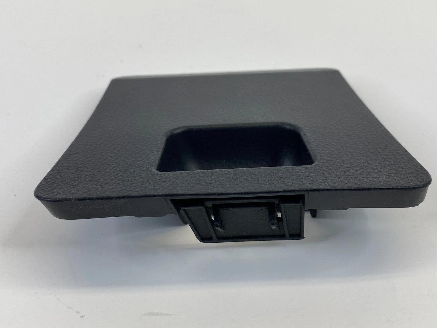 2003 2004 2005 NISSAN MURANO DASH FUSE BOX DOOR LID CAP COVER 68964-CA000 OEM