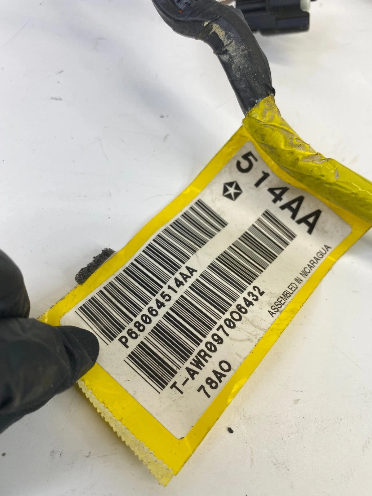 2009-2014 VOLKSWAGEN ROUTAN REAR RIGHT SLIDING DOOR WIRING HARNESS 68064514AA