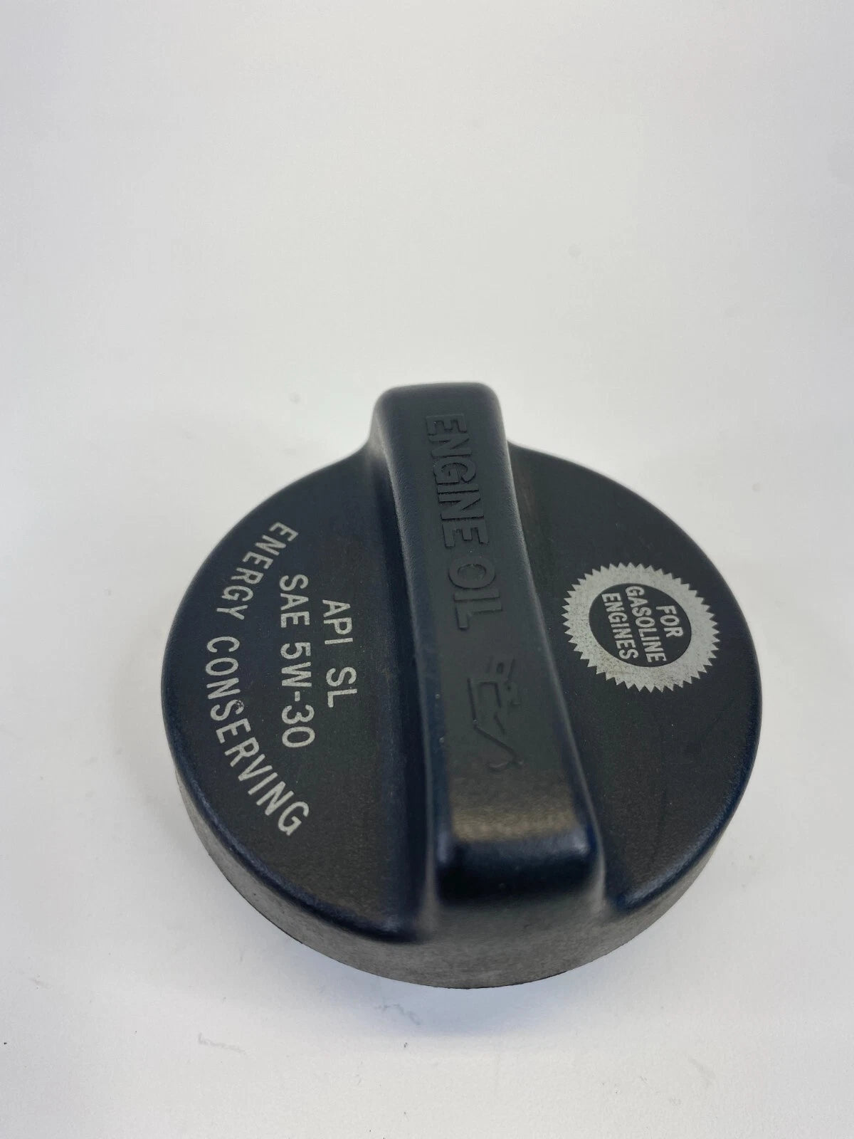 2001-2006 LEXUS LS430 4.3L V8 32V ENGINE OIL FILLER CAP ASSEMBLY OEM