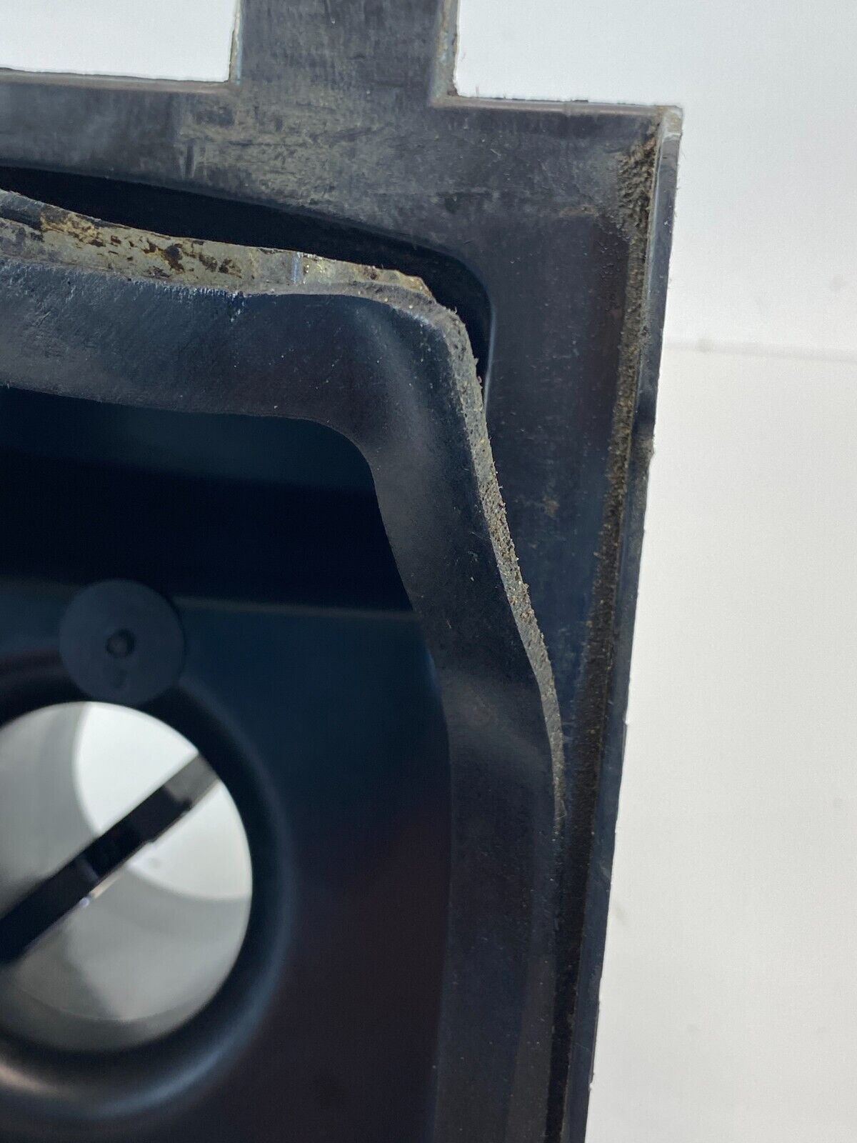 2008 Ford Escape Limited 3.0L V6 24V Air Filter Cleaner Box Cover Assembly OEM