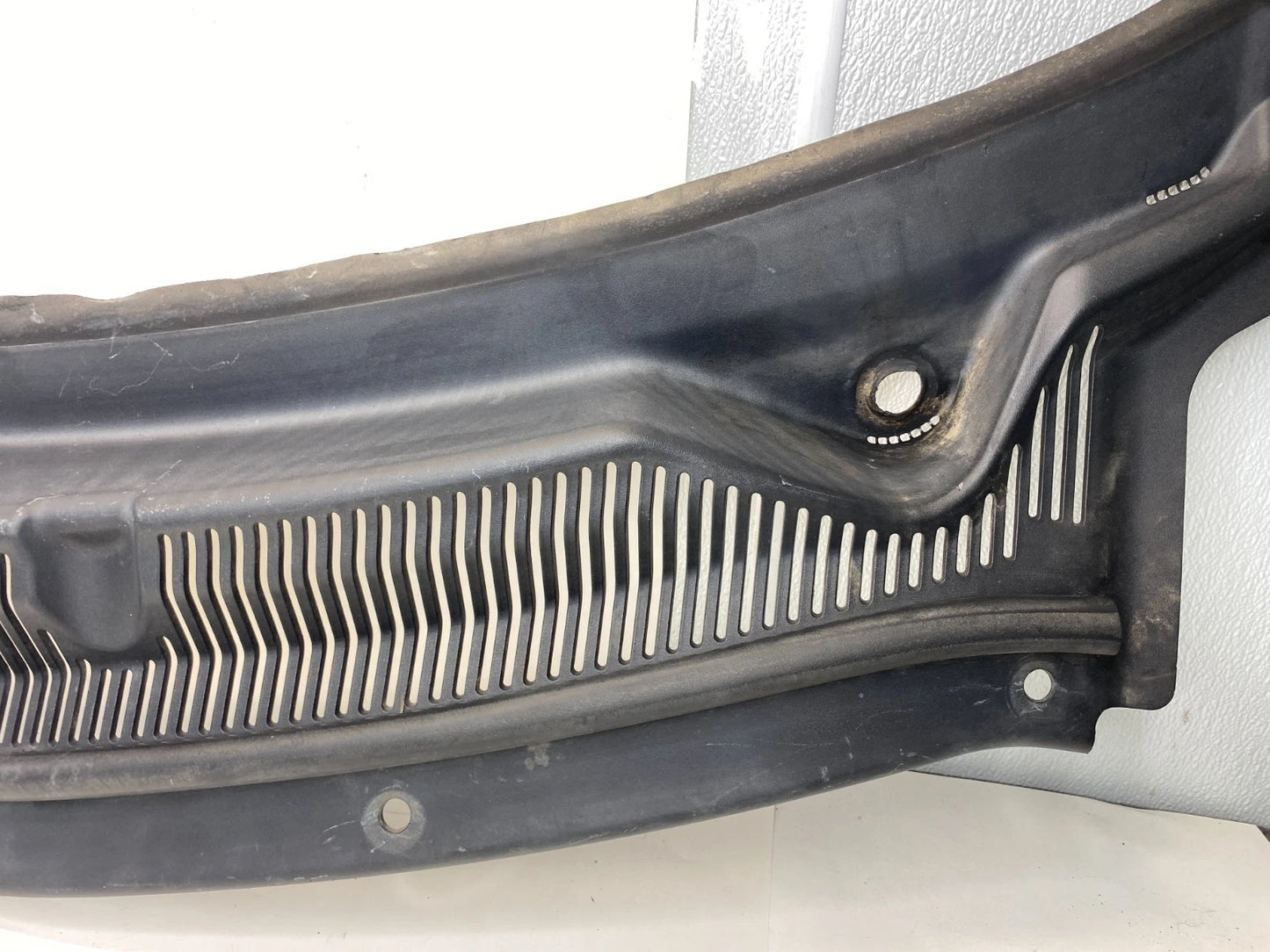 2011-2019 Ford Explorer 13-19 Police Utility Windshield Cowl Cover Panel Grille