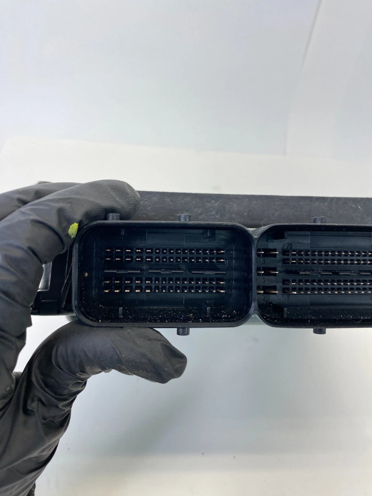 2009 2010 AUDI A5 QUATTRO 3.2L AT ENGINE CONTROL MODULE COMPUTER 8T0-907-559-G