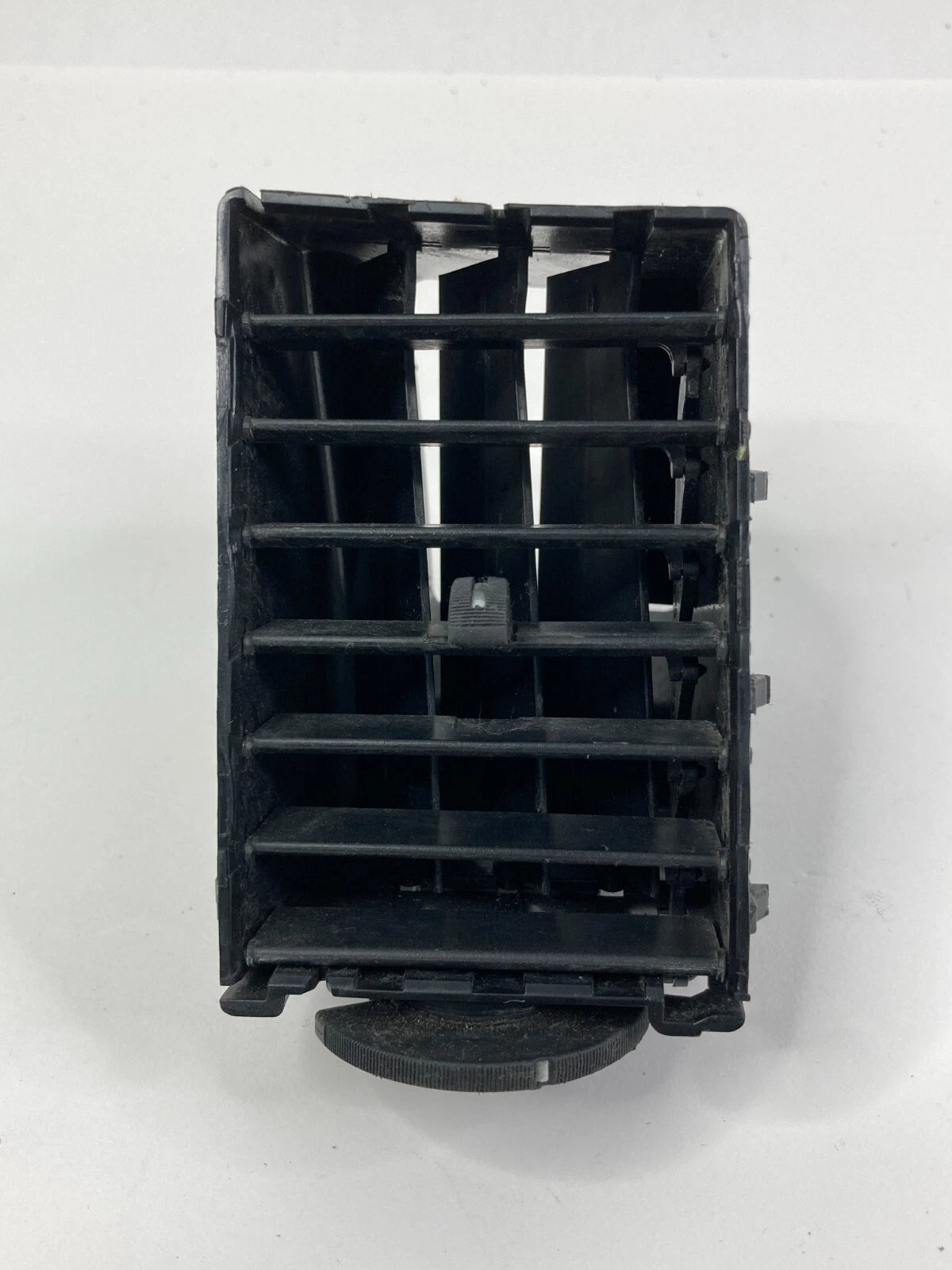 08-10 CHRYSLER 300 CENTER RIGHT A/C HEATER AIR VENT OUTLET DUCT GRILLE 1087510