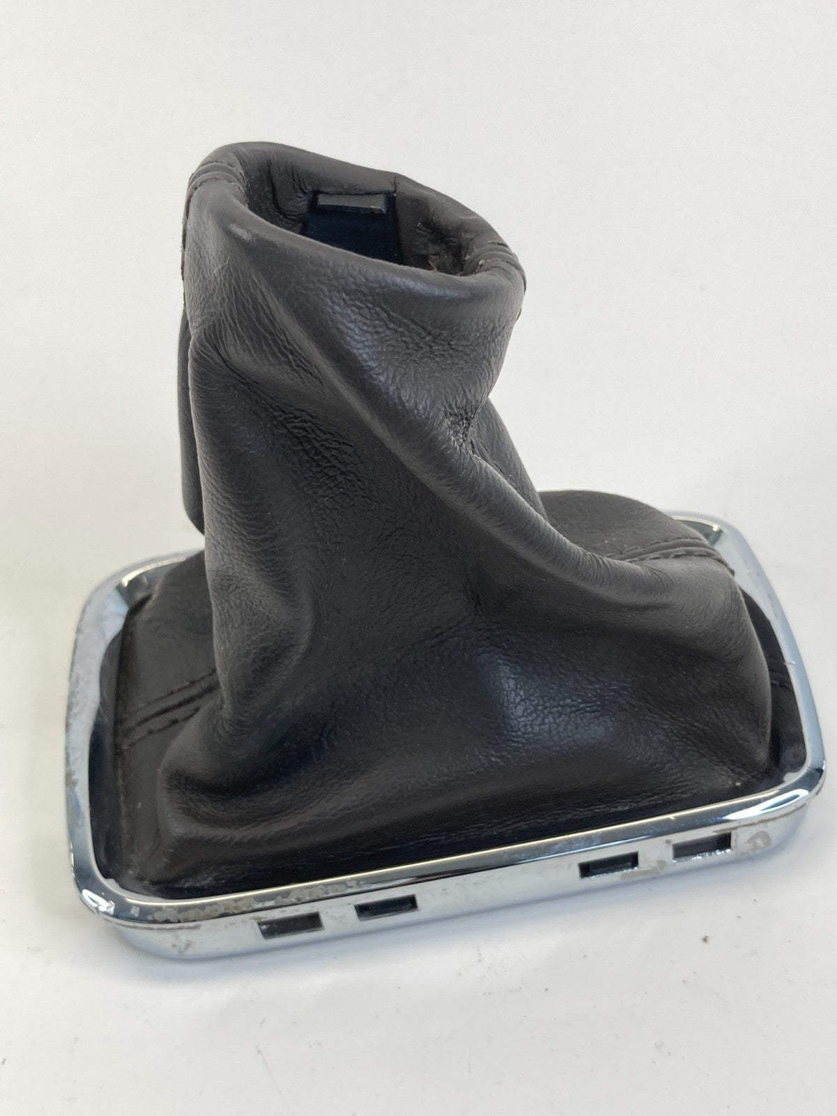 08 09 10 11 12 13 14 15 Cadillac CTS A/T Center Console Shift Shifter Boot Bezel