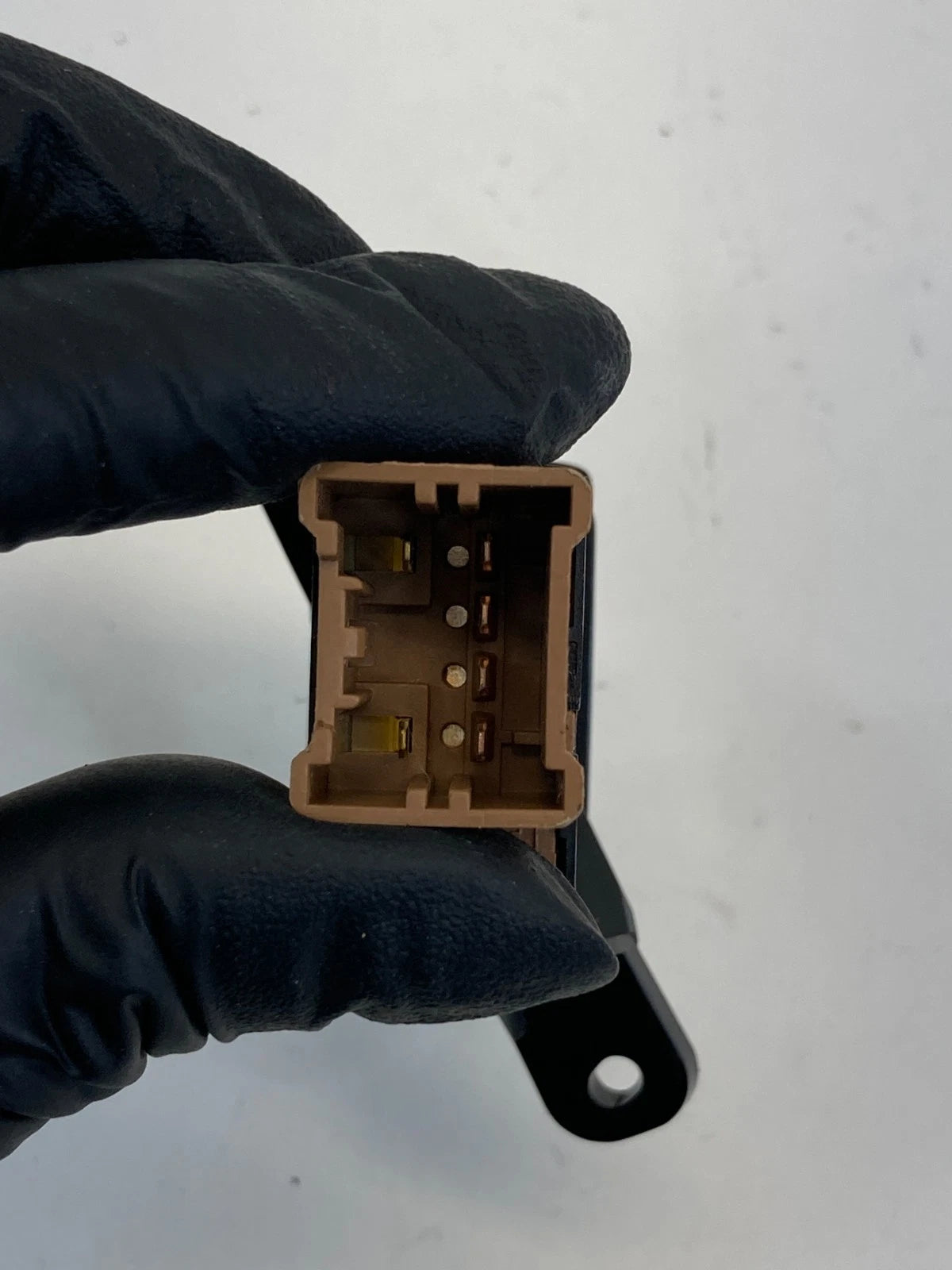 2007-2013 ACURA MDX RIGHT PASSENGER FRONT HEATED SEAT SWITCH BUTTON OEM