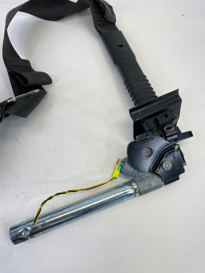 14-18 Kia Forte Front Right Side Seat Belt Retractor Pretensioner 88820-A7500