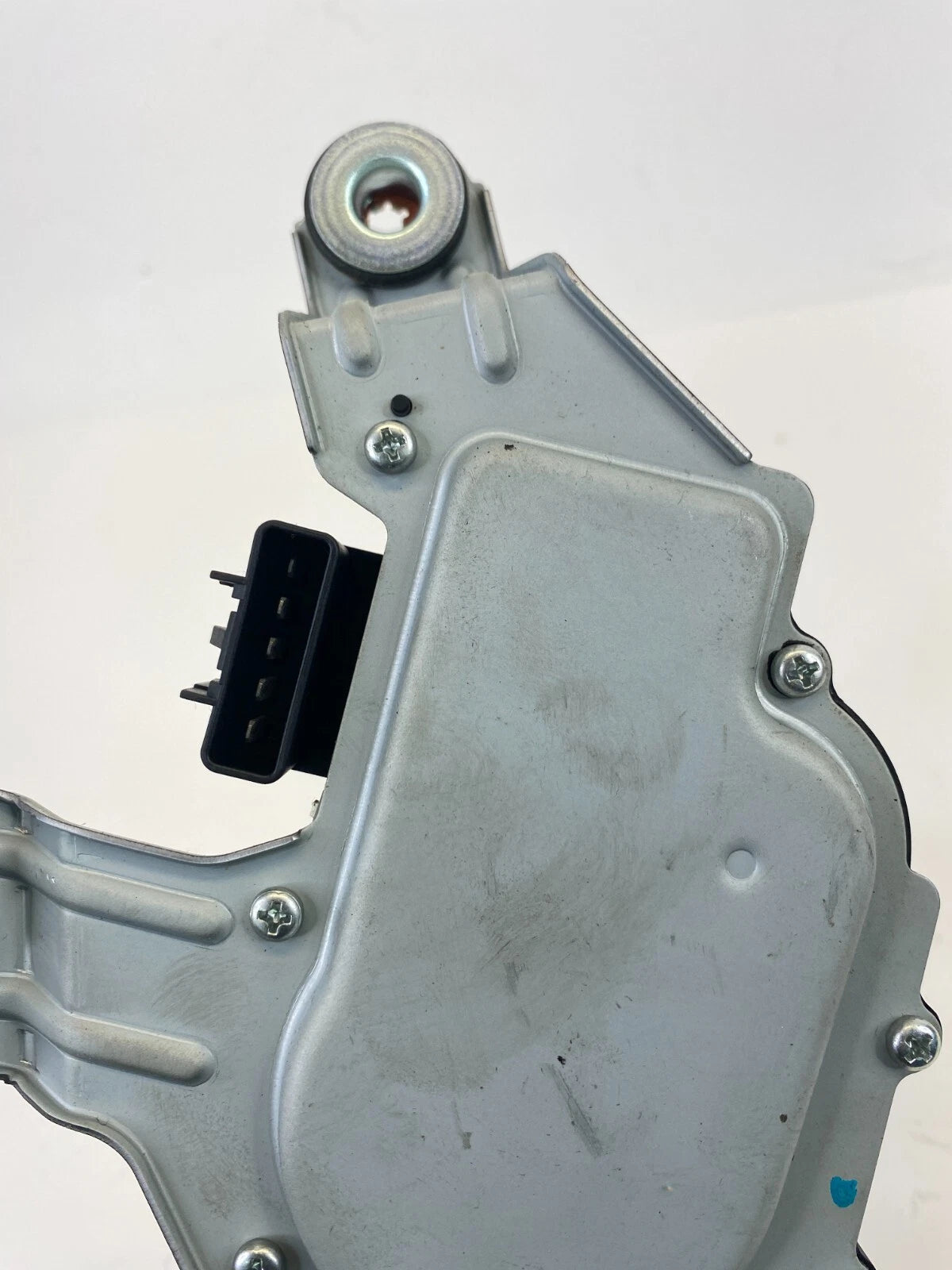 2010-2016 CADILLAC SRX REAR WINDSHIELD WIPER MOTOR ASSEMBLY UNIT 15949229 OEM