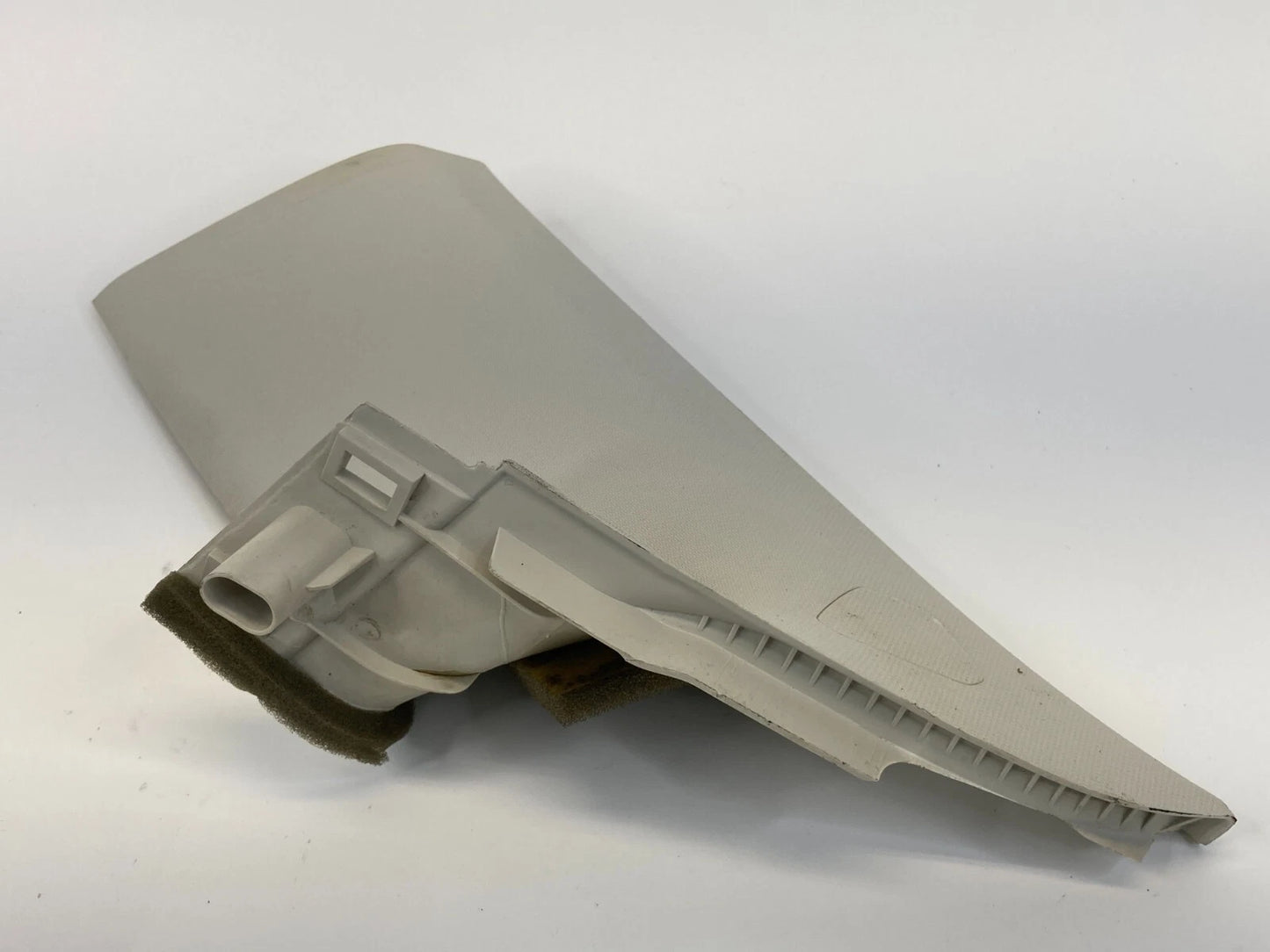2012-2018 FORD FOCUS REAR RIGHT UPPER C PILLAR COVER BEZEL TRIM OEM