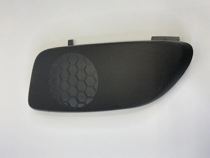 07-16 GMC ACADIA REAR RIGHT QUARTER PANEL SPEAKER GRILLE COVER 307-05-262C OEM