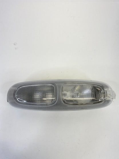 2002-2004 GMC Envoy XL Front Door Overhead Roof Courtesy Dome Light Lamp OEM