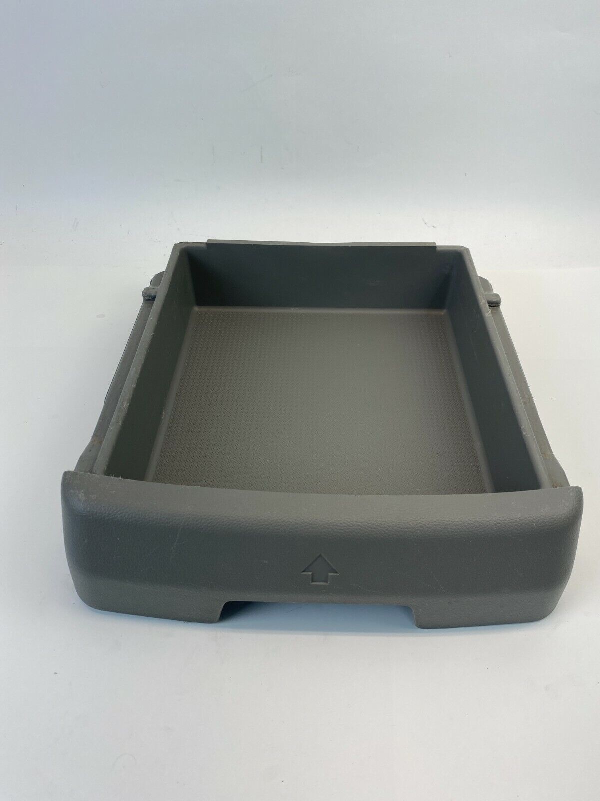 2008 Saturn Vue 2.4L L4 AT Under Passenger Seat Storage Box Bin Compartment OEM