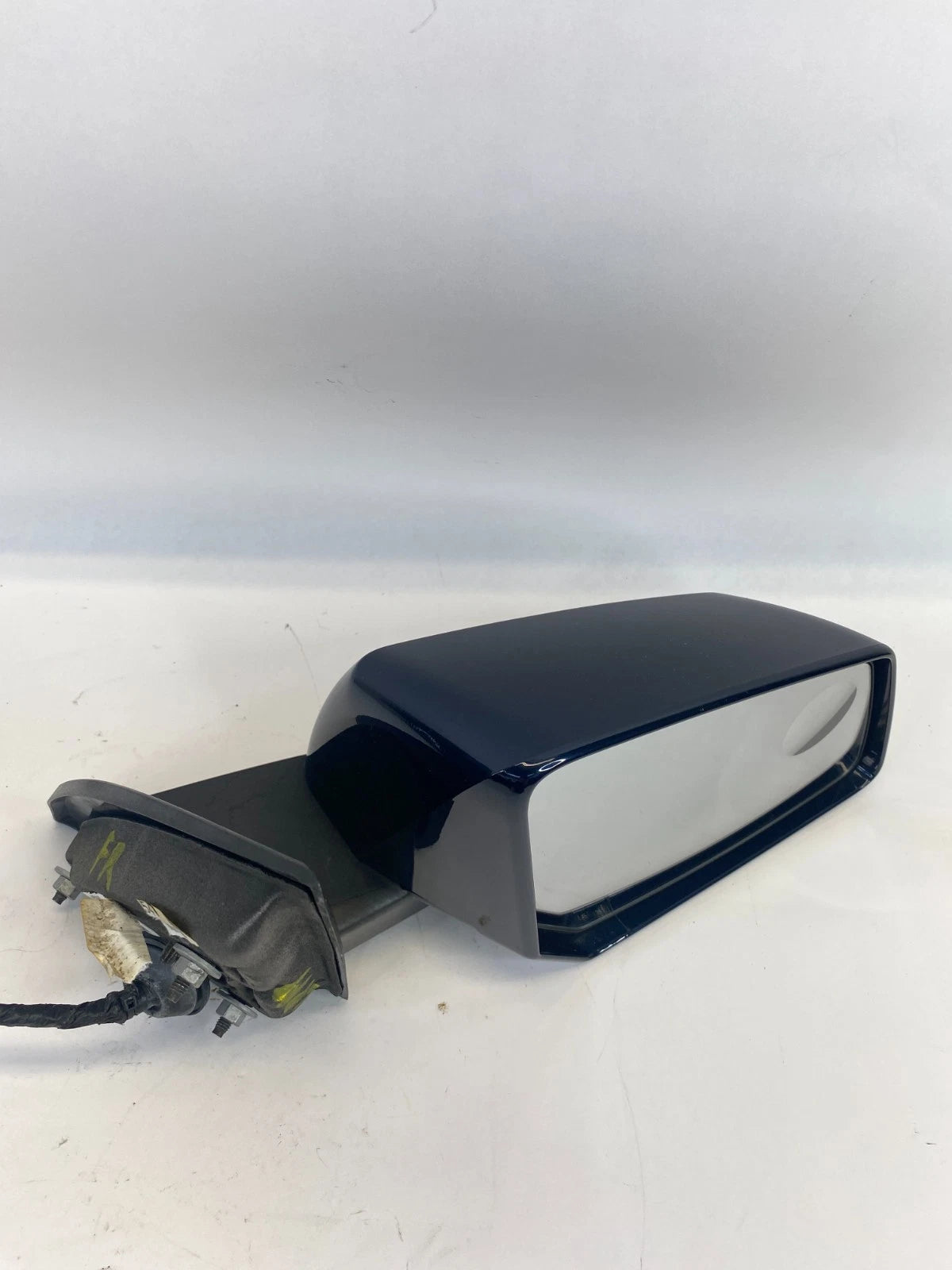 2009-2014 CHEVROLET TRAVERSE FRONT RIGHT SIDE VIEW DOOR MIRROR 22781601 OEM