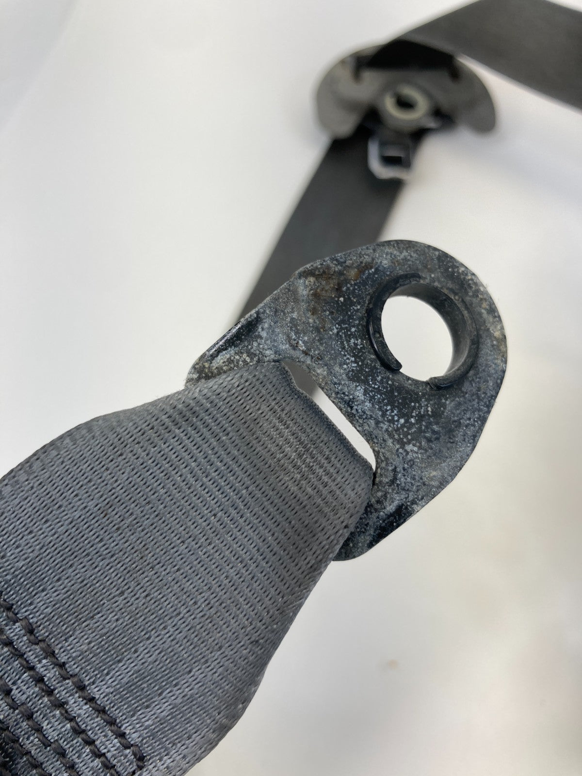 04-09 Toyota Prius Front Left Driver Side Seat Belt Retractor 7L8210-P OEM