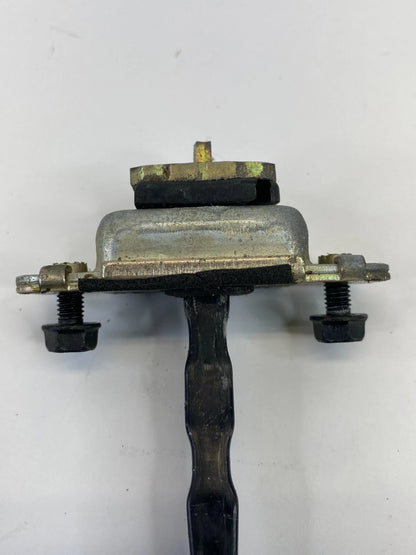 03-09 KIA SORENTO FRONT RIGHT PASSENGER SIDE DOOR CHECK STOP STOPPER DETENT OEM