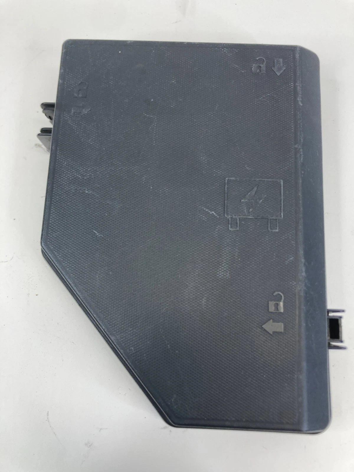 2007 2008 2009 CADILLAC SRX ENGINE BAY FUSE BOX CAP FUSEBOX LID COVER OEM