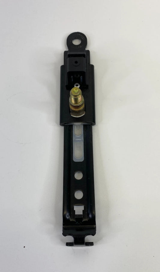 02 03 LEXUS ES300 04-06 ES330 RIGHT SIDE SEAT BELT HEIGHT ADJUSTER D526001 OEM