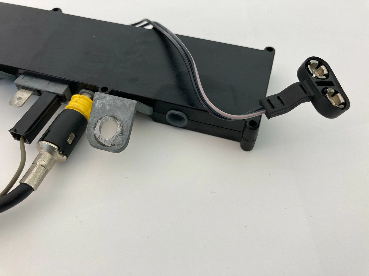 2003-2011 SAAB 9-3 RADIO ANTENNA SIGNAL BOOSTER AMPLIFIER MODULE 12785233 OEM