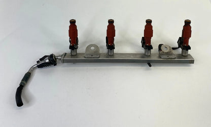 2014-2016 KIA FORTE 1.8L ENGINE FUEL RAIL INJECTION INJECTORS ASSY 41030485A OEM