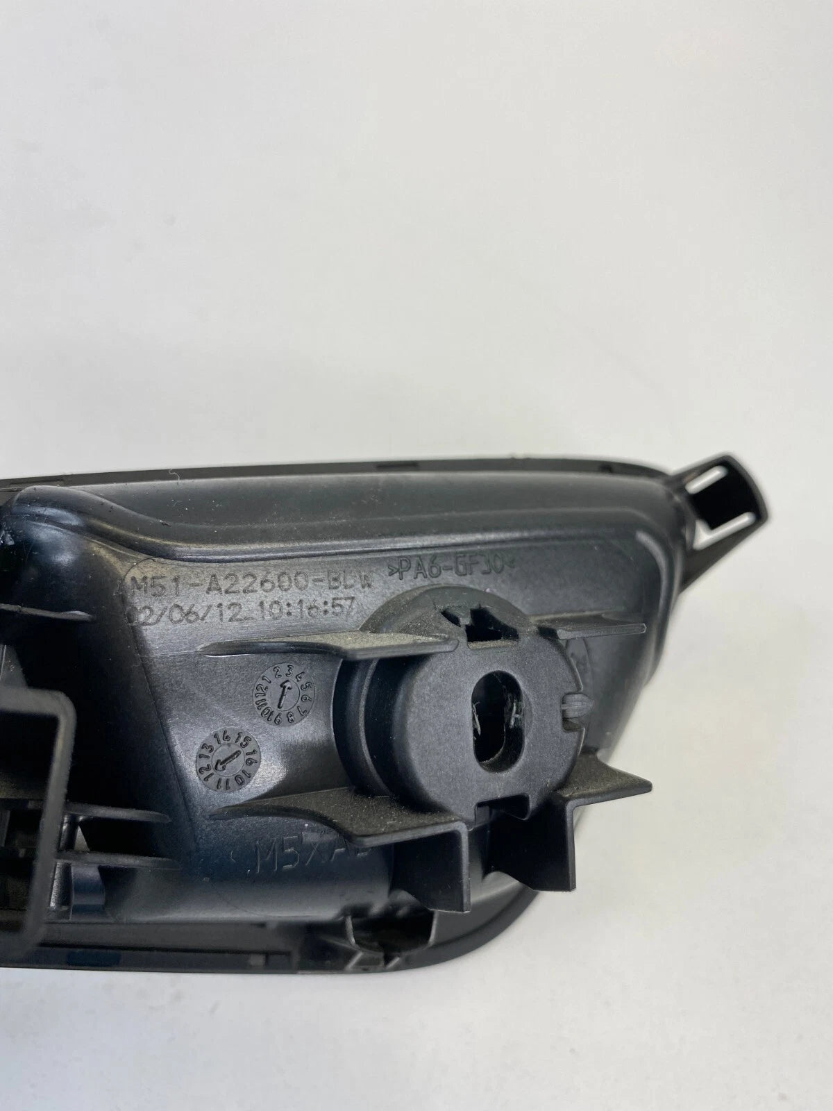 2012-2018 FORD FOCUS REAR RIGHT SIDE INTERIOR DOOR HANDLE BM51-A22600-BDW OEM