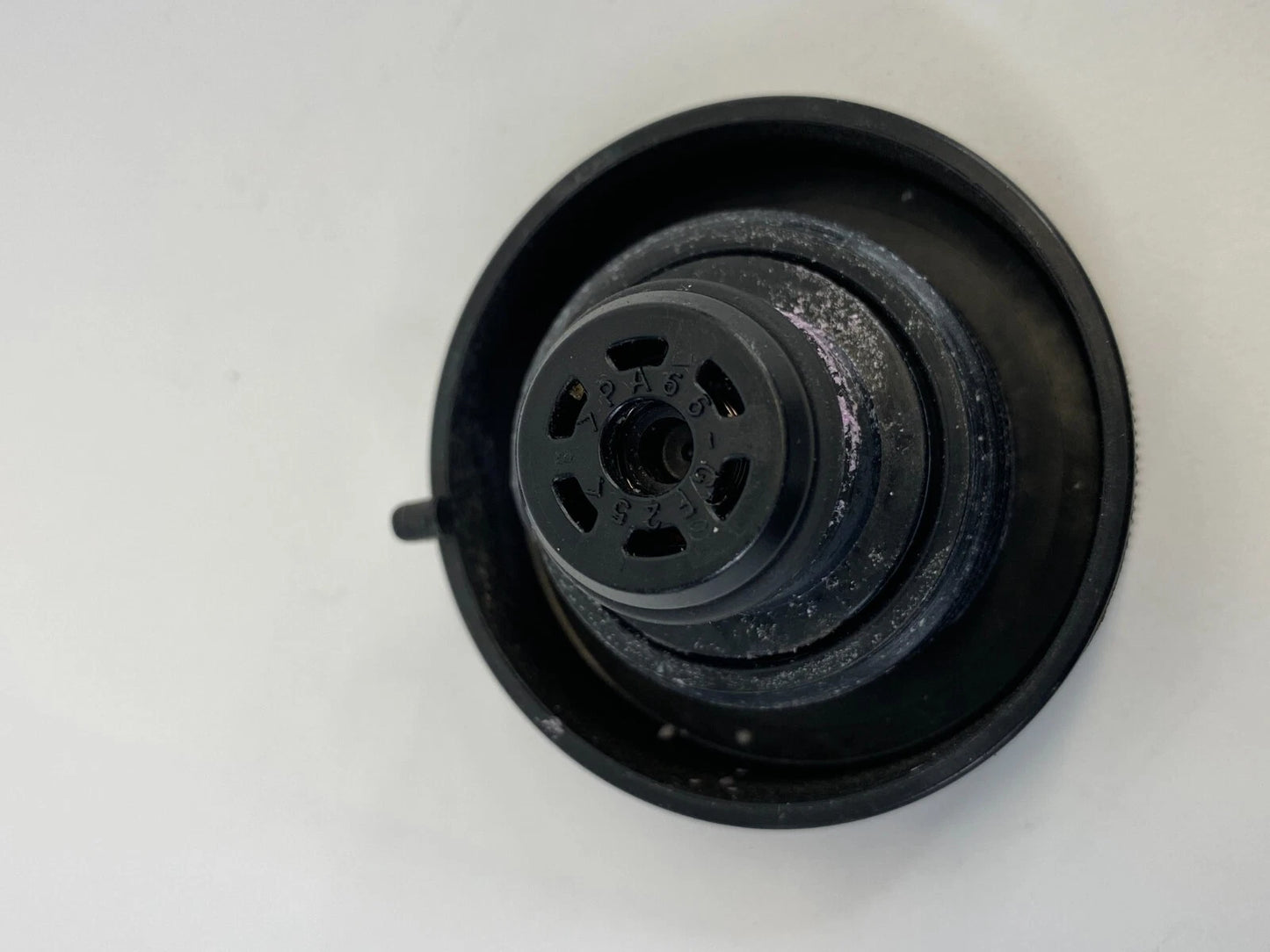 2010-2022 TOYOTA PRIUS 1.8L L4 RADIATOR COOLANT RESERVOIR TANK FLUID CAP COVER