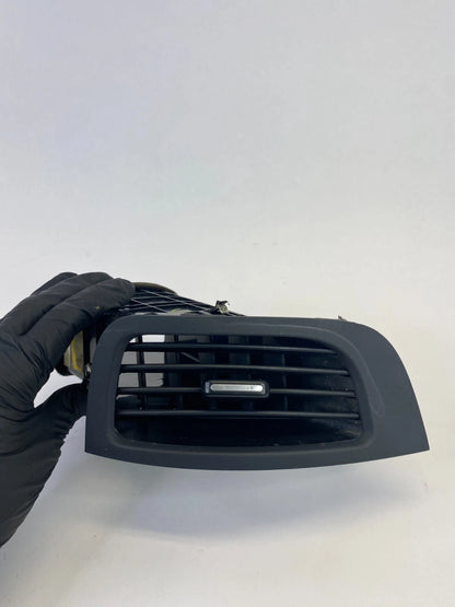 2010-2013 KIA FORTE DASH CENTER RIGHT PASSENGER A/C AIR VENT GRILLE OUTLET OEM