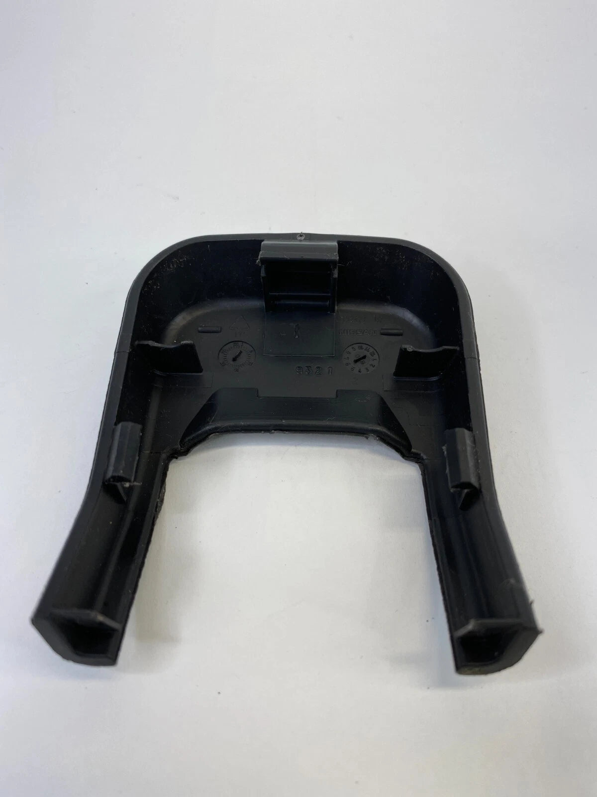 07 08 09 10 11 12 NISSAN ALTIMA SEDAN SEAT TRACK END COVER CAP TRIM 1192427 OEM