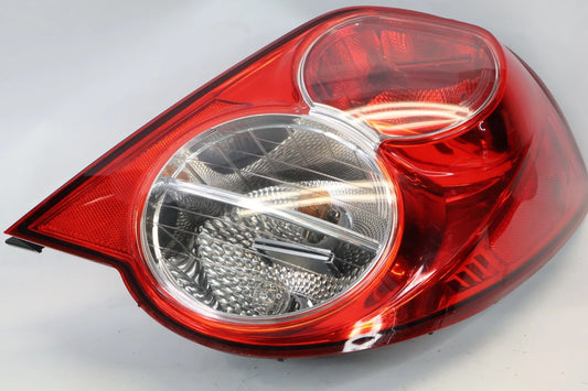 2012-2016 CHEVROLET SONIC SEDAN RIGHT PASSENGER SIDE TAIL LIGHT LAMP 96830982