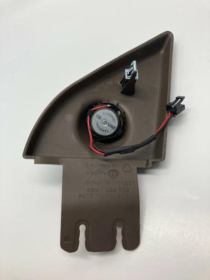 2004-2008 CHEVROLET MALIBU FRONT LEFT DRIVER DOOR TWEETER SPEAKER W/ TRIM COVER