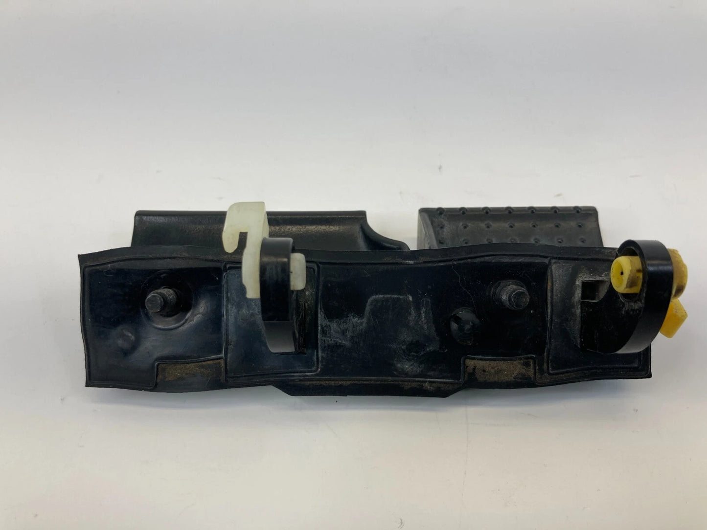 2005-2010 KIA SPORTAGE REAR TRUNK TAILGATE OUTSIDE OPENER HANDLE 81260-2E000 OEM